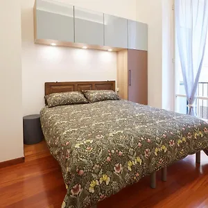 Apartment Corridoni Milan